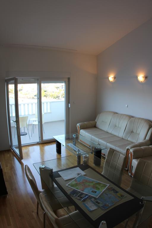 Apartments Villa Plaza Trogir Chambre photo