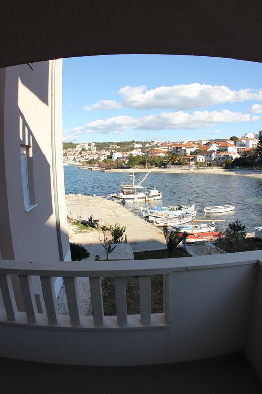 Apartments Villa Plaza Trogir Extérieur photo